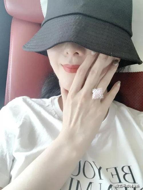 粉钻戒指图片,奢华爱情的璀璨见证